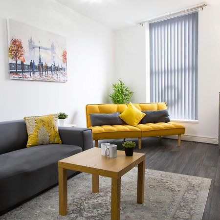 Snuggle Cove Apartments By Bella Vita Stays Ливърпул Екстериор снимка